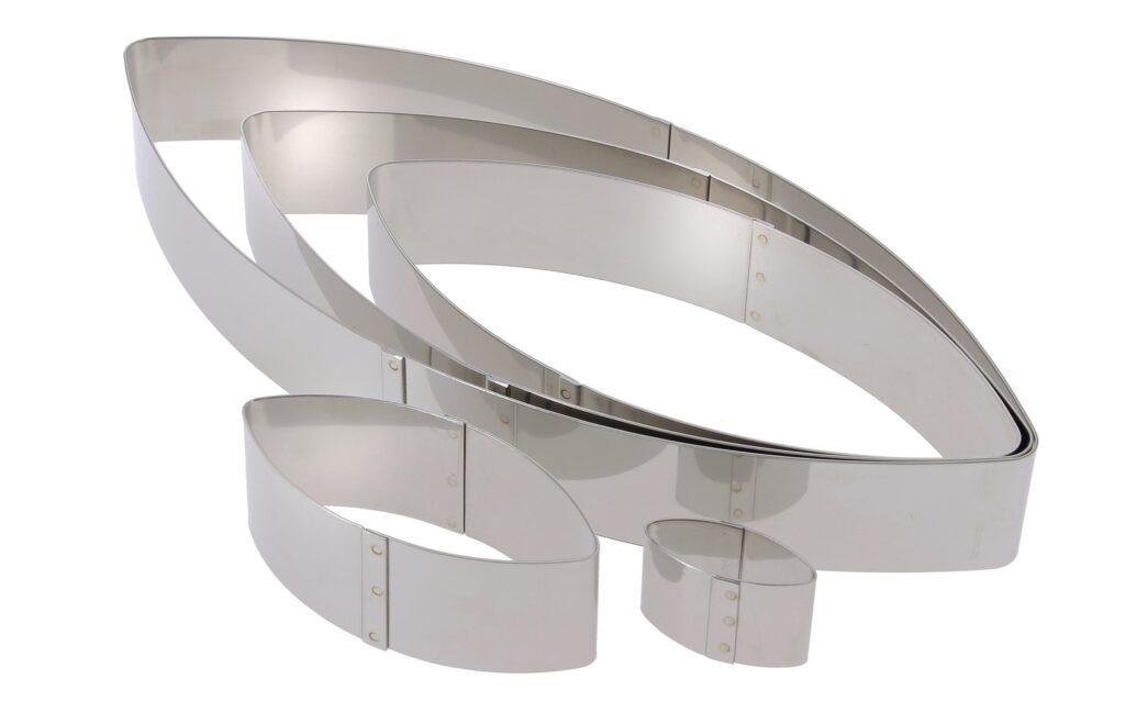 DE BUYER développe une nouvelle forme en pâtisserie très créative