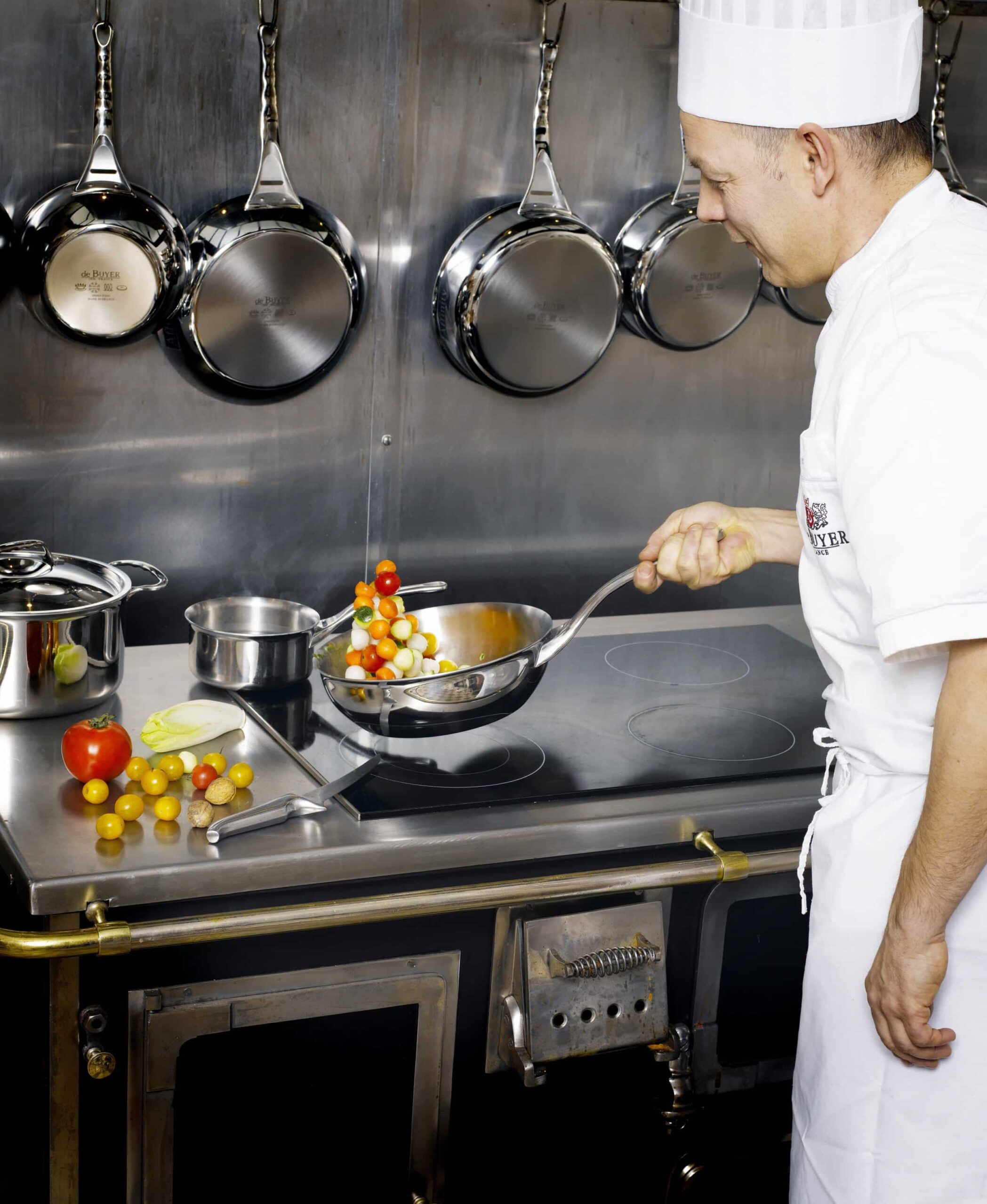 De Buyer partenaire du Gault & Millau Tour et de la dotation Gault & Millau Jeunes Talents.