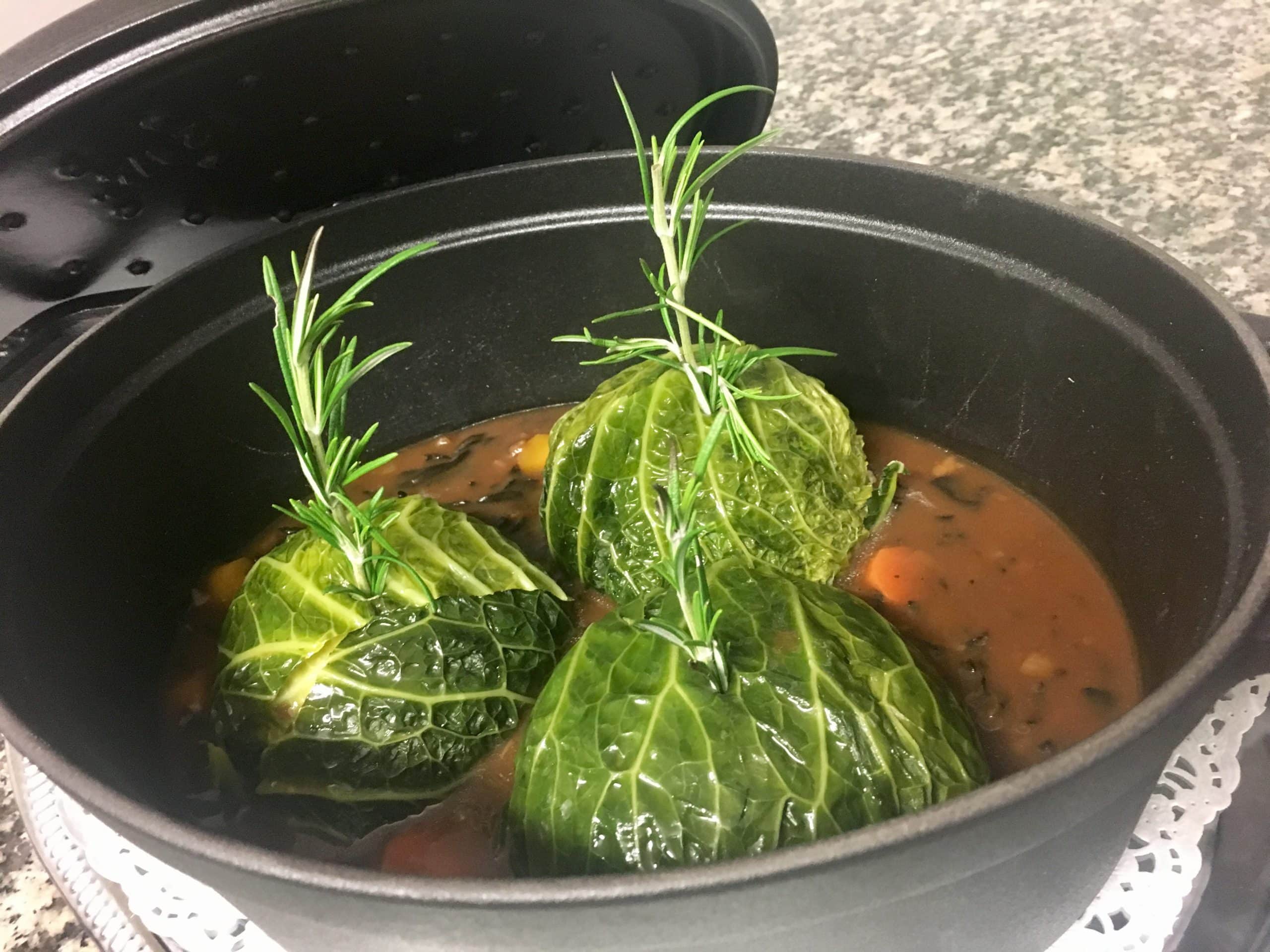 Chou farci au foie gras et petites trompettes