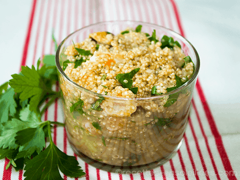 Salade de quinoa gourmand aux fruits secs