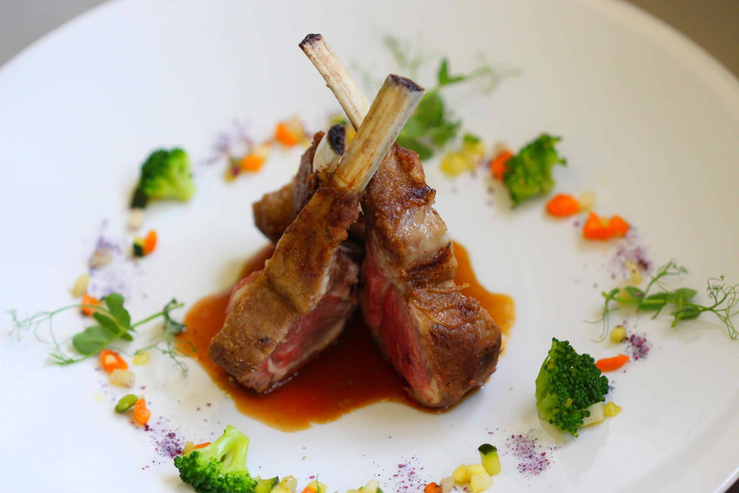 Carré d’agneau rôti au thym