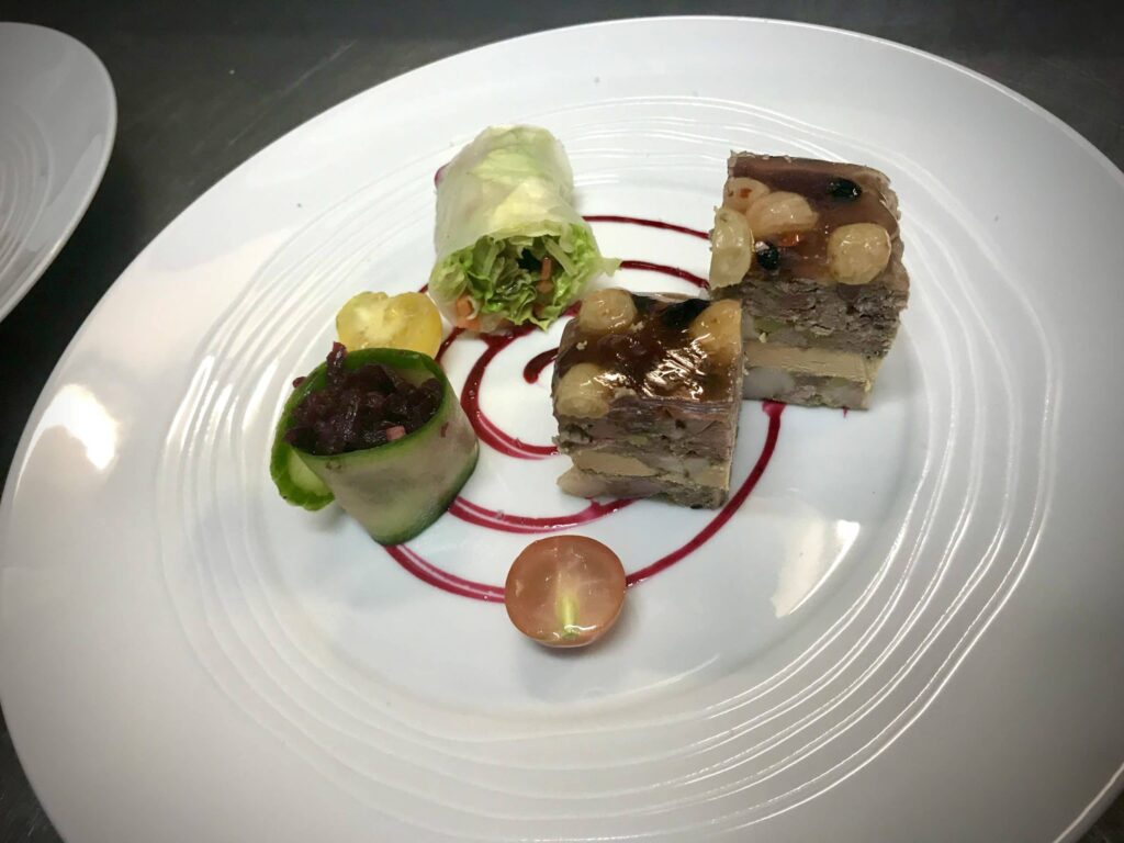 Éterle du Puys de la Tourte en strates de foie gras