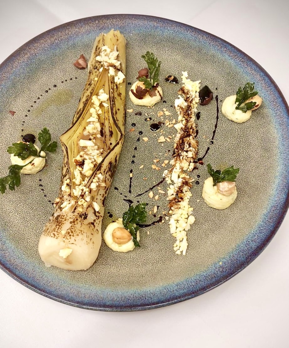 Poireau Mimosa et noisettes toastées