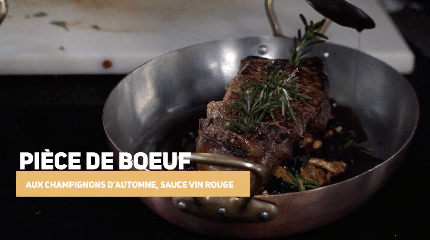 Recette simple et créative : pièce de bœuf aux champignons d’automne, sauce au vin rouge