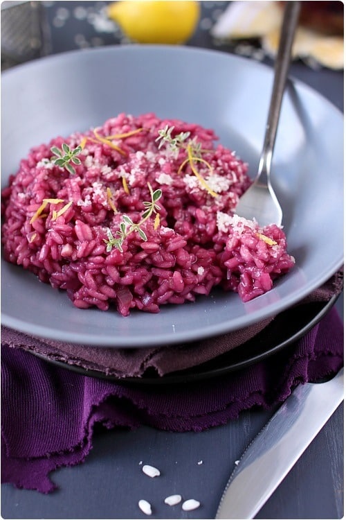 Risotto de betterave sucrière, pesto de carottes et amandes