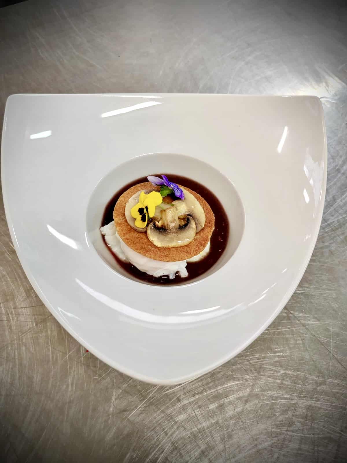 Œuf meurette et toast de pain