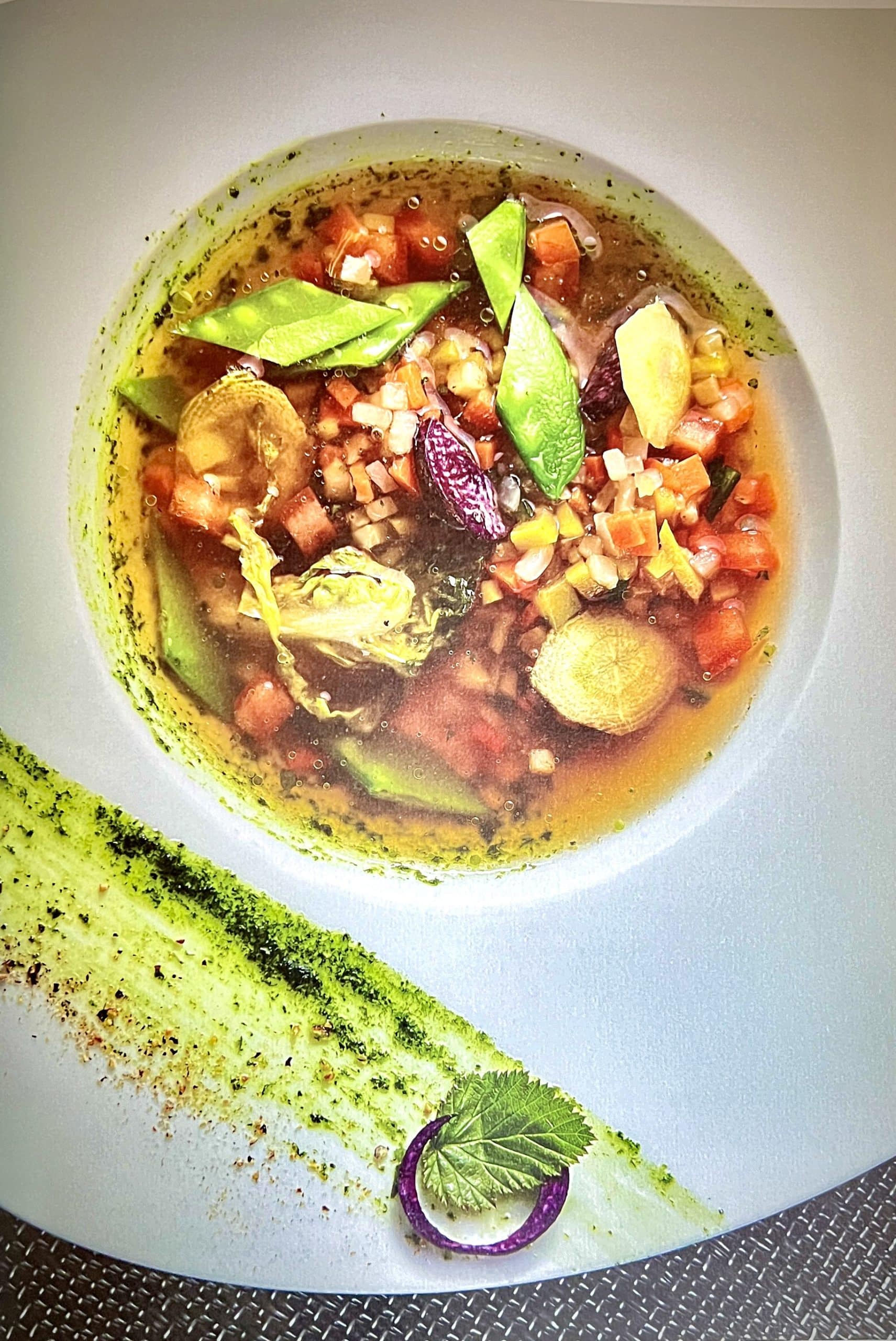 BARNACHON Jacques - Minestrone de légumes, infusé au thé vert & pistou de coriandre
