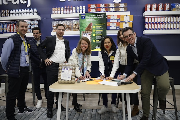 METRO France et l’Œuf (groupe LDC) s’allient pour développer une filière d’œufs durable